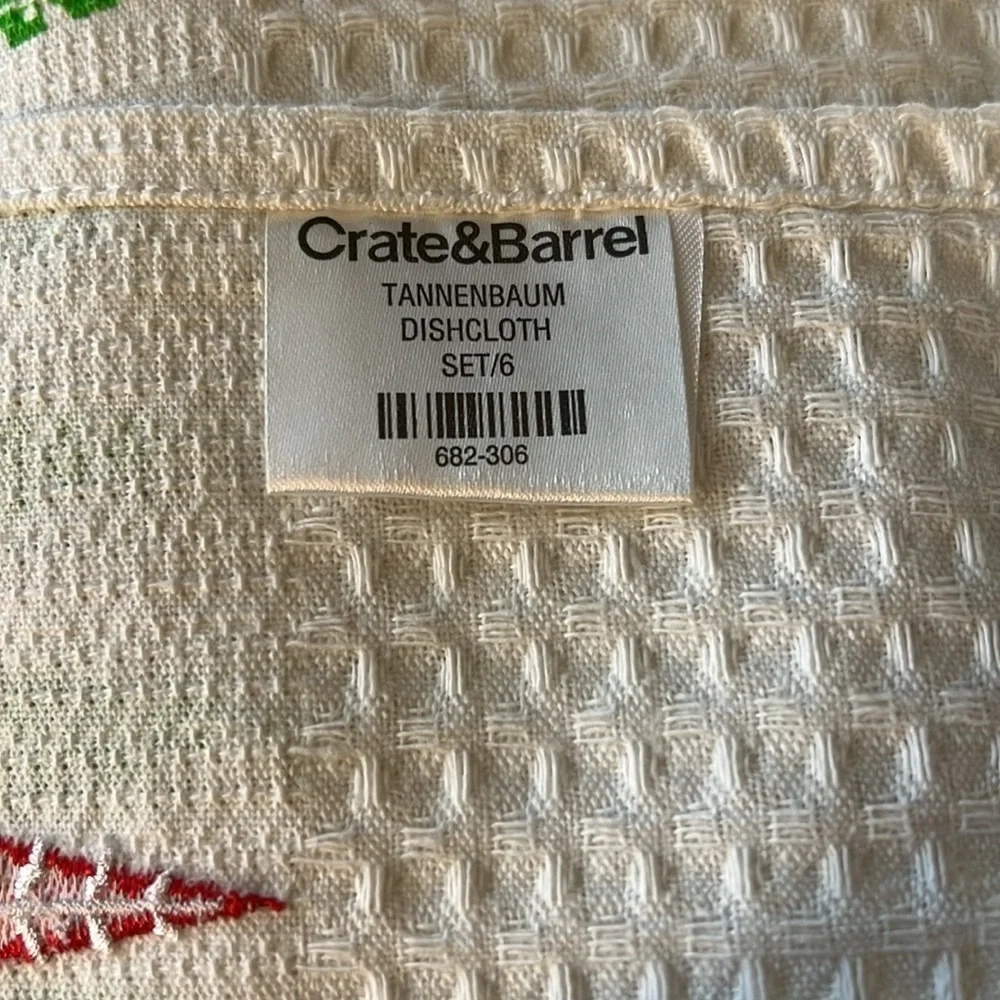 NWOT Two Crate & Barrel Tannenbaum Christmas Tree / Holiday Waffle Dish Cloths